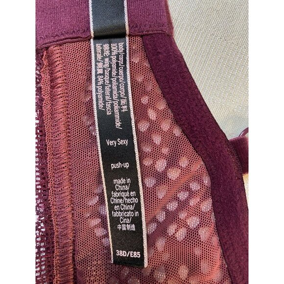 VICTORIA'S SECRET Very Sexy Crochet Lace Velvet Push-Up Bra 38D Burgundy - Picture 10 of 12